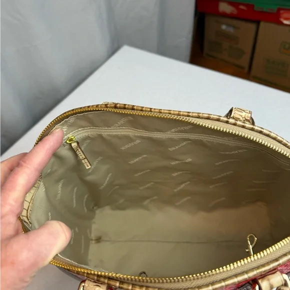 Candy Apple Red & Tan Designer Women's Bag - Picture 5 of 10